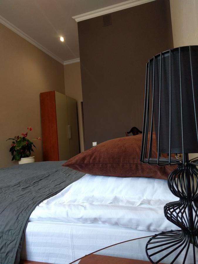 Kaiser Hotel Chernivtsi Εξωτερικό φωτογραφία